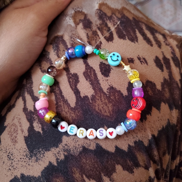 Set of 5 Taylor Swift Eras Tour Friendship Bracelets Keepsake - Picture 12 of 16